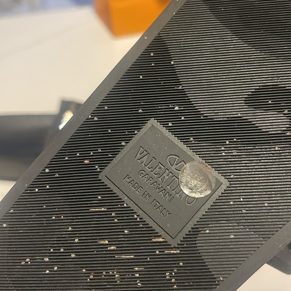 VALENTINO ROCKSTUD RUBBER SLIDER SANDAL 40 - Picture 8 of 10